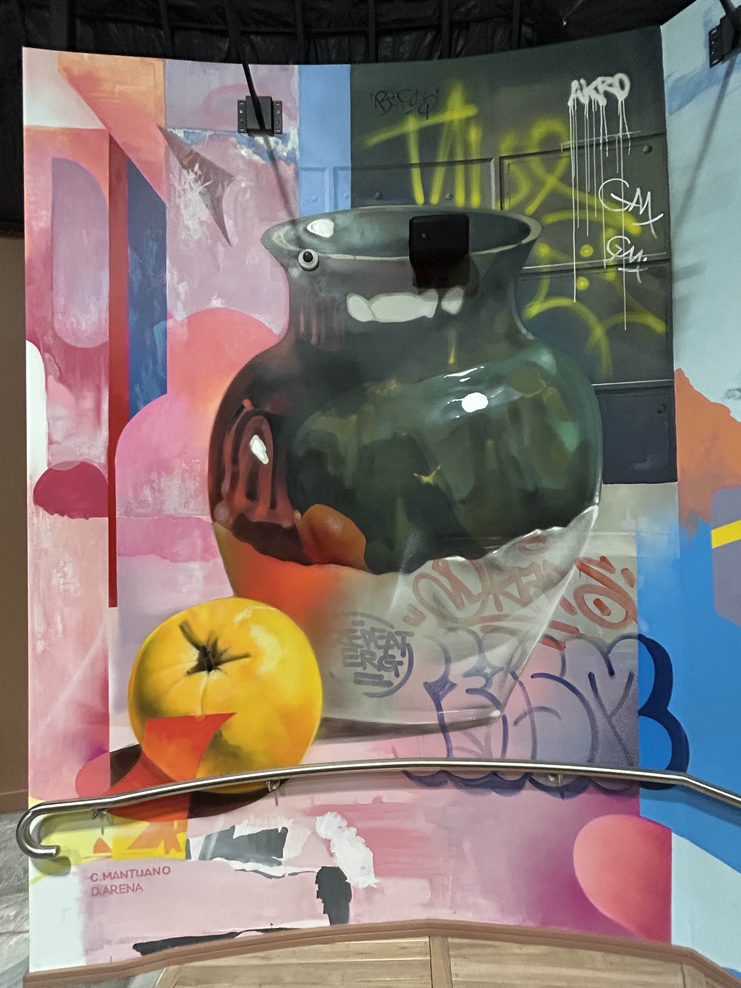 Vase and fruit mural detail